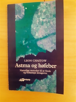 Chaitow, Leon: Astma og høfeber - (BRUGT - VELHOLDT)