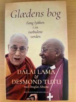 Dalai Lama & Desmond Tutu: Glædens bog - (BRUGT - VELHOLDT)